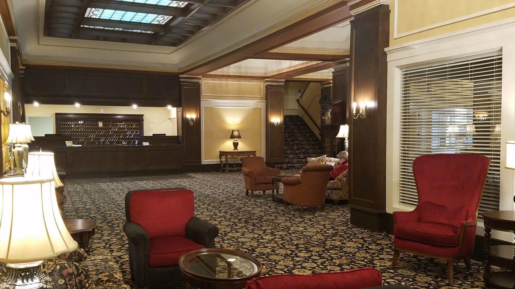 The Astor Hotel Milwaukee Exteriör bild